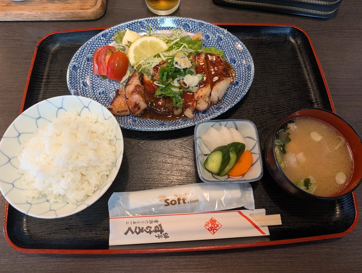 mura67206424's tweet photo. ひる https://t.co/gqZZwIEV6Z