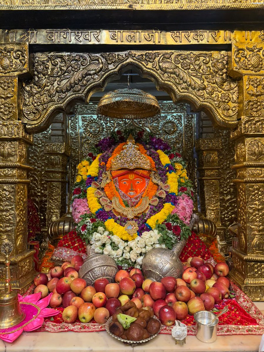 bageshwardham's tweet photo. दिव्य दर्शन श्री बाला जी सरकार
श्री बागेश्वर धाम सरकार ग्राम गढ़ा (मध्यप्रदेश)
04-08-2026
#bageshwardham
#bageshwardhamsarkar
#divyadarshan
#balaji https://t.co/uOWSBEfF7b