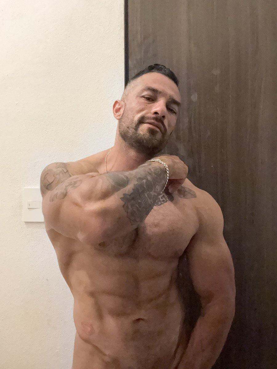AdanMonsivais3's tweet photo. 🥵😈 https://t.co/CDER1fUTWq