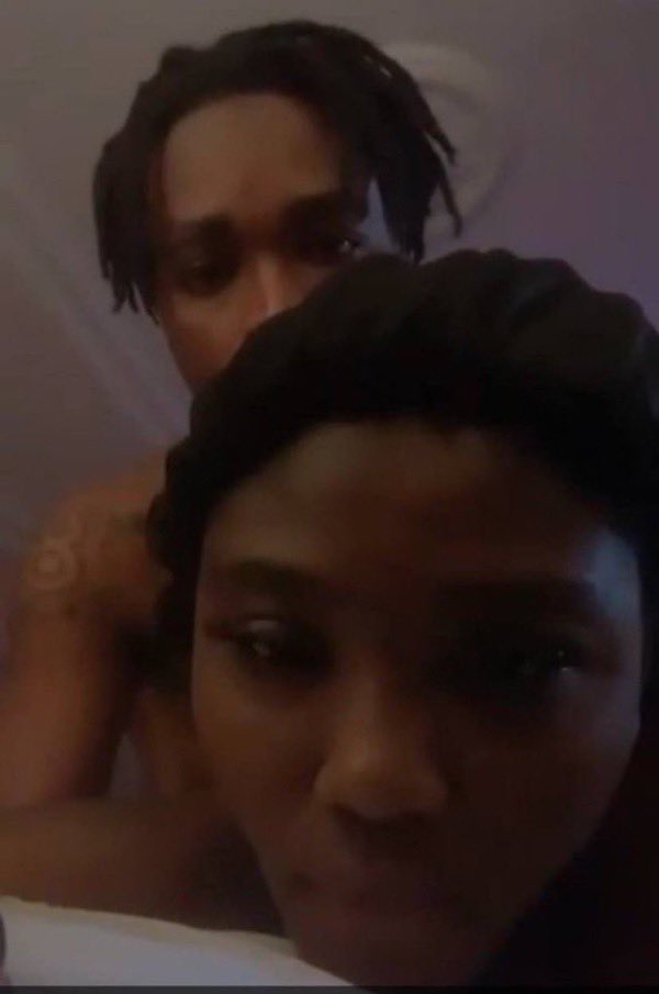 jodelhub1's tweet photo. She had me thinking she was innocent then I saw her videos😪

Don’t open comment in public 👇 https://t.co/wLD1DyHSpB