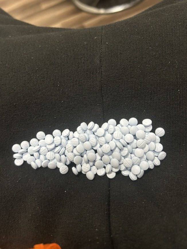 mrzunget's tweet photo. Scripts on deck 
Oxycodone 
Shop link : https://t.co/3X7BYDNX65
#xanny #oxycontin #drugpills https://t.co/5kjOMeSubW