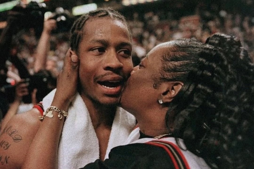Dearme2_'s tweet photo. If your Mum is alive, may she have a long life to witness your success. https://t.co/t4kDTtoAAy