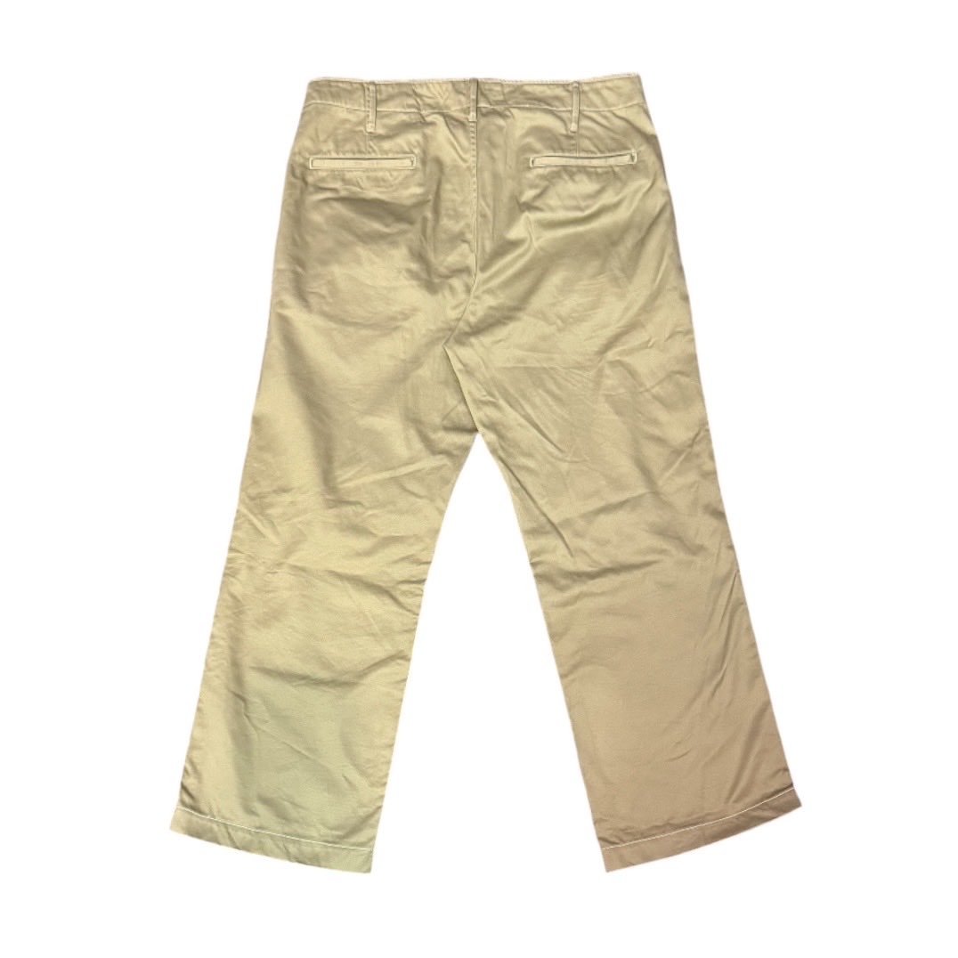 potbound3006's tweet photo. ★new arrival★

☀︎Tow Moon chino pants

洗うと縮んで体にフィットしていく仕様です！
クラシックなワーク・ミリタリーウェアによく使用される
本格派の生地づくりが特徴です✨

アメカジやミリタリーに非常に相性の良い高品質なチノパンです！

それでは！
引き続きお待ちしております🍀 https://t.co/sEkX5YMN7a