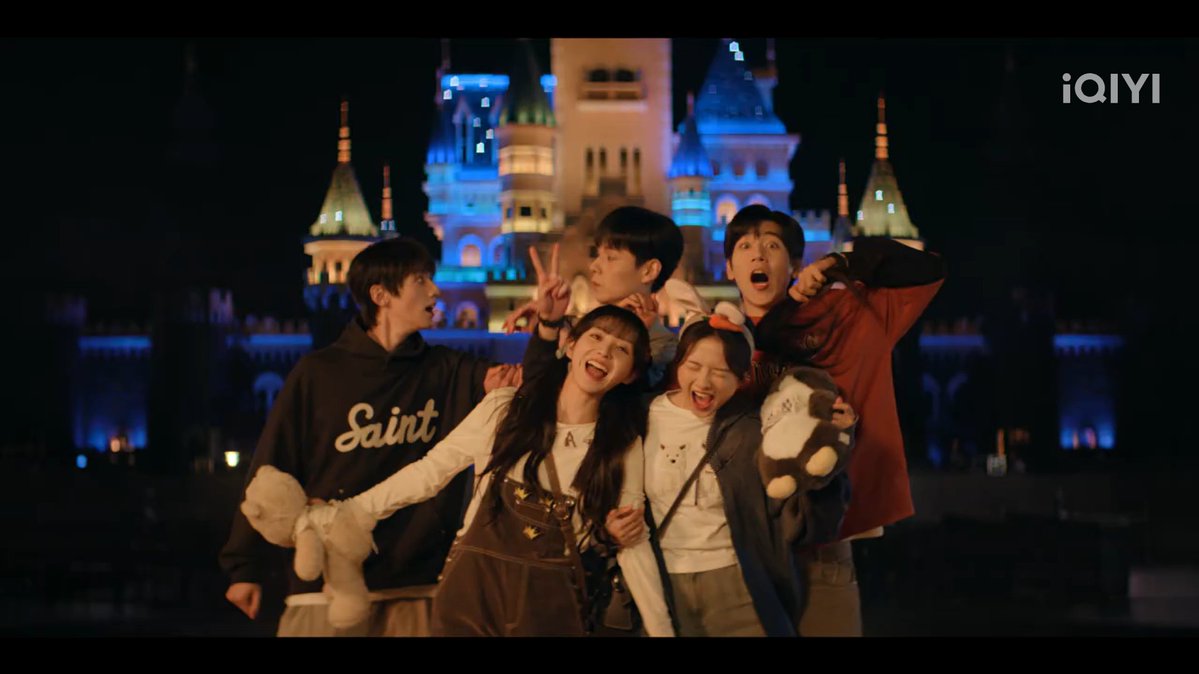 YearnForJW's tweet photo. Ciwi-ciwi gemayku bersama 3 bodyguard nya! Aku cinta banget sama Lin Zhixia &amp; Tang Tingting, mereka nih definisi lucu dan menggemaskan 💗

 #GeniusGirlfriend https://t.co/iwNXzSWOHm