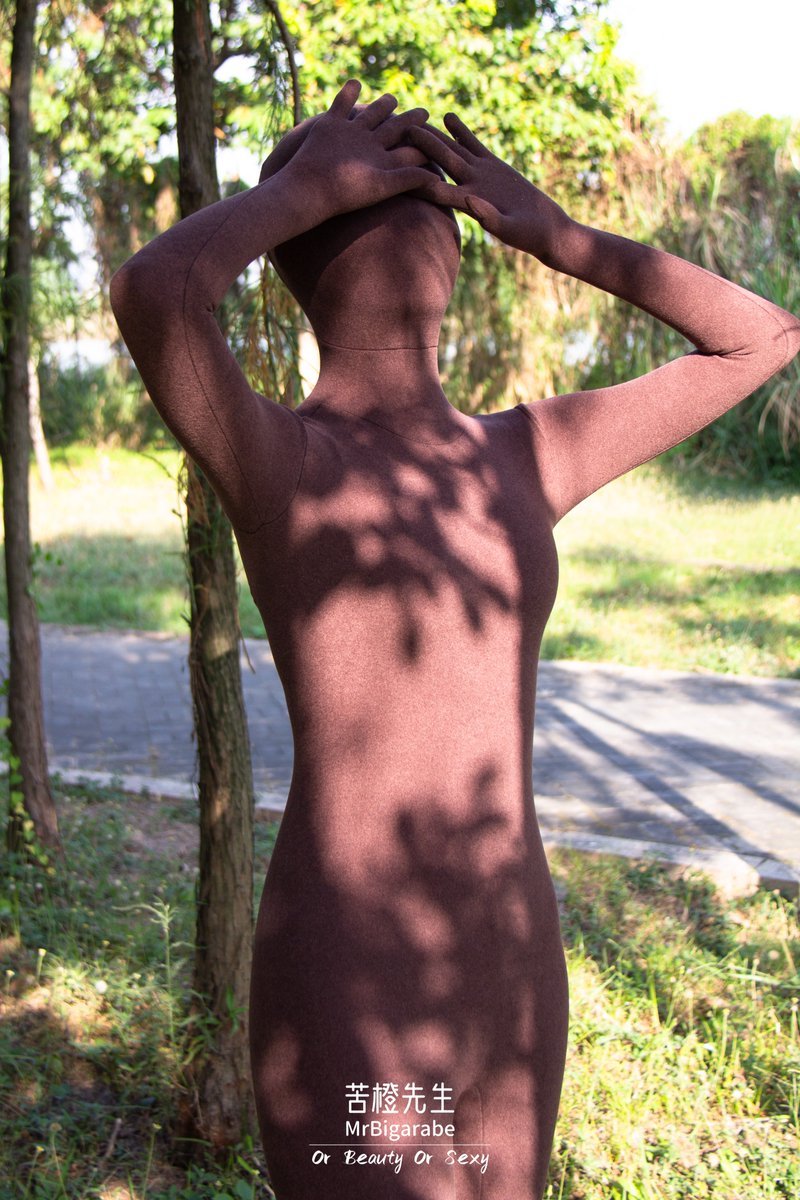 MrBigarabe's tweet photo. Some shadow and sunshine.

摄影 苦橙先生
模特 米花

#zentai #zentaigirl #zentaisuit #全包紧身衣 #全身タイツ #ゼンタイ https://t.co/qxqk810Z6r