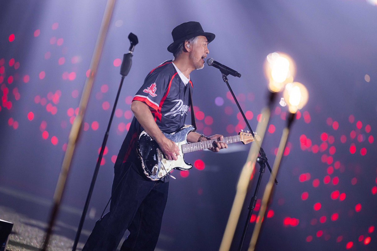 ryoowatari's tweet photo. 8.2@ #台北ドーム #台湾
こーなカンジで野球場のマウンド付近で！
台湾の方々！ありがとう😭
August 2nd @ #TaipeiDome #Taiwan
Here’s a shot from near the pitcher's mound!
To the people of Taiwan—thank you! 😭
#DoAsInfinity #ryoowatari
#大渡亮 #ミサイルイノベーション https://t.co/Cr9oYwNcAE