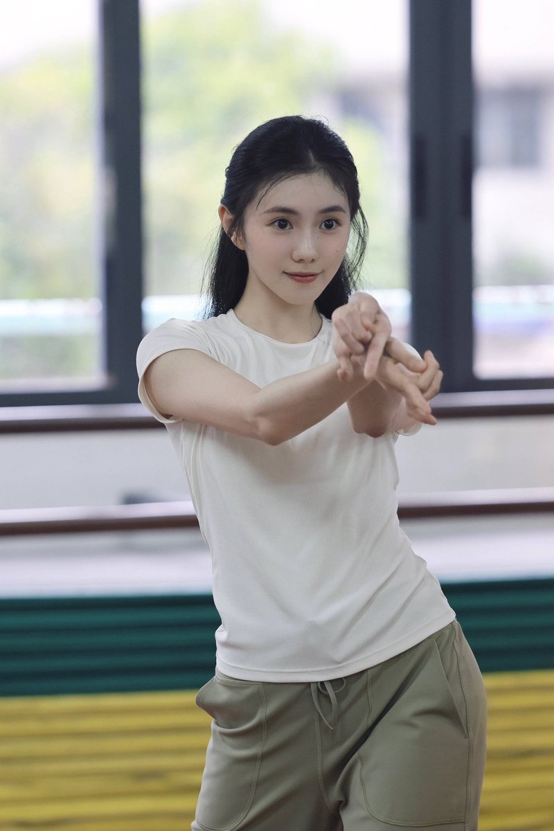 lilcunzi's tweet photo. [260804] #LiuHaocun’s studio shares pics of Liu Haocun 

存心存意 EP06 https://t.co/FIb7QVRXb9