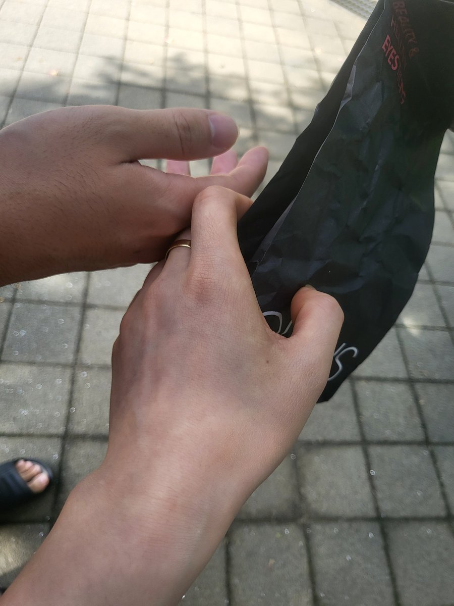 FD_yeong2's tweet photo. 오늘 물품 인증! 기존에 봤던분들도 연락주세요! 오늘 유플한팀구해요 
물품 판매도 하고있어요! 날짜속이지않고 구매시 바로제작 착샷꼭드려요 확실한곳에서 구매하세요!
메인글 읽어보시구 하실분만 연락주세요!#부산펨돔 #서면펨돔 #부산fd #부산스타킹 #양말 #스타킹 #덧신 #부츠 #신던 https://t.co/TuojUBvuVE