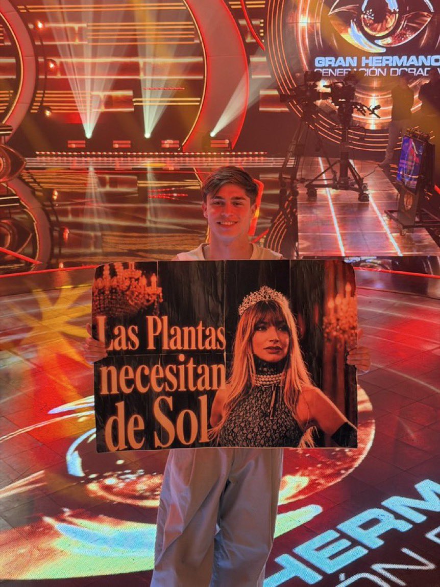 SAPPHICLEN4's tweet photo. el hijo solzia 

#GranHermano #Solzia https://t.co/YJAgO9q7V8