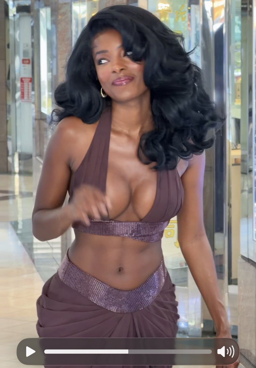 MissMeganMilan's tweet photo. 🧑‍🩰 https://t.co/hCvGj8M4w0