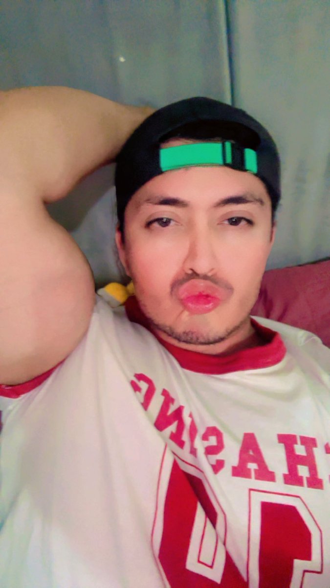 RobbieAzz1's tweet photo. No aguanté las ganas y ya grabé el primer video para mi nuevo OnlyFans 😈👅😘 https://t.co/PBQp0RP5DI