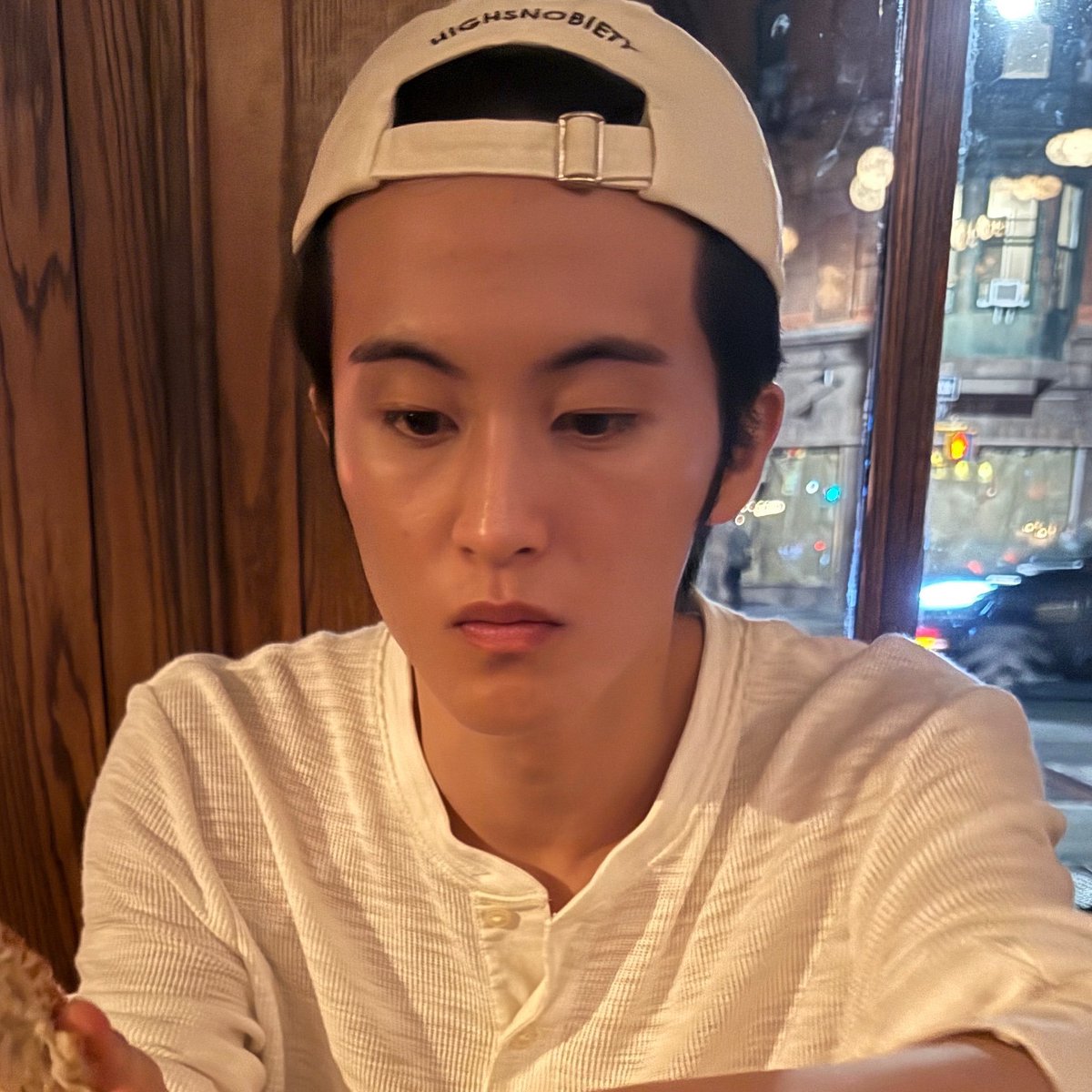 markyuppi's tweet photo. then                                                          now https://t.co/nPELMtLjb5