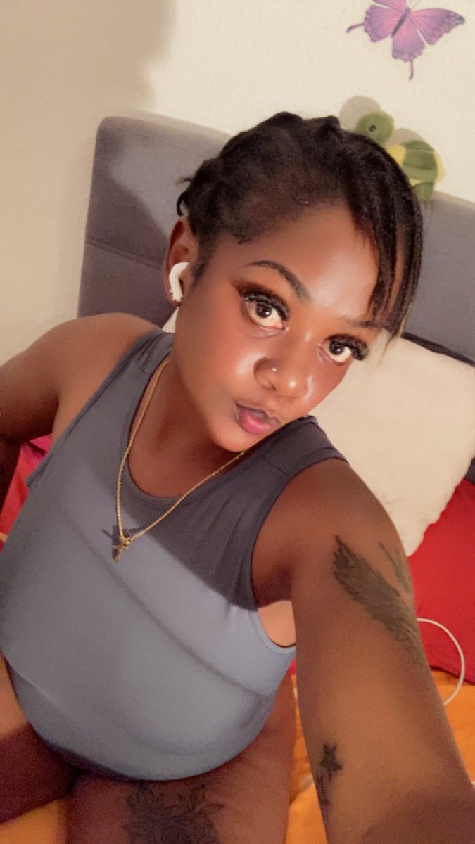 lallcodss's tweet photo. If to say na just meee…💫✨💃💨 https://t.co/yifE4gMOzz