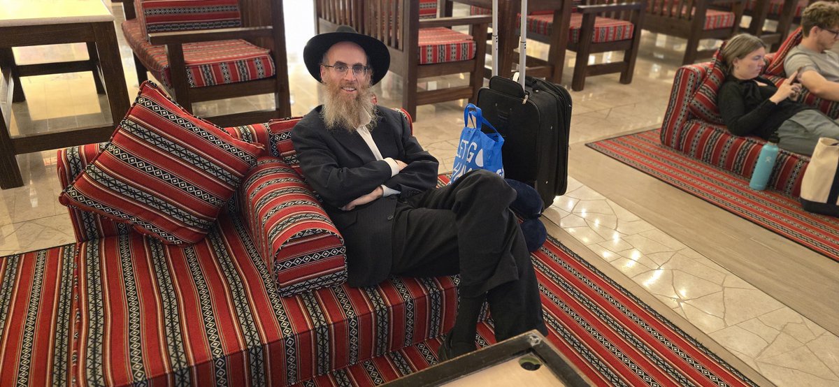 Happychosid's tweet photo. At Doha Qatar airport, en route to #Almaty #khazakstan https://t.co/1ZRs3GgwAE