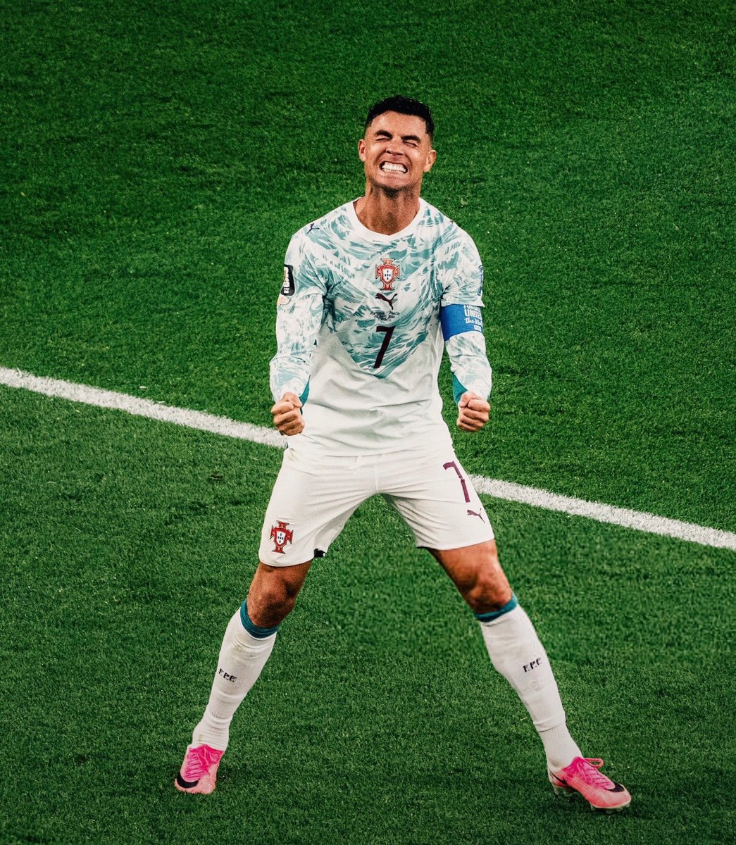 MadridXtra's tweet photo. 24 goals away from making history. ⏳ https://t.co/OBp7TuWeAe