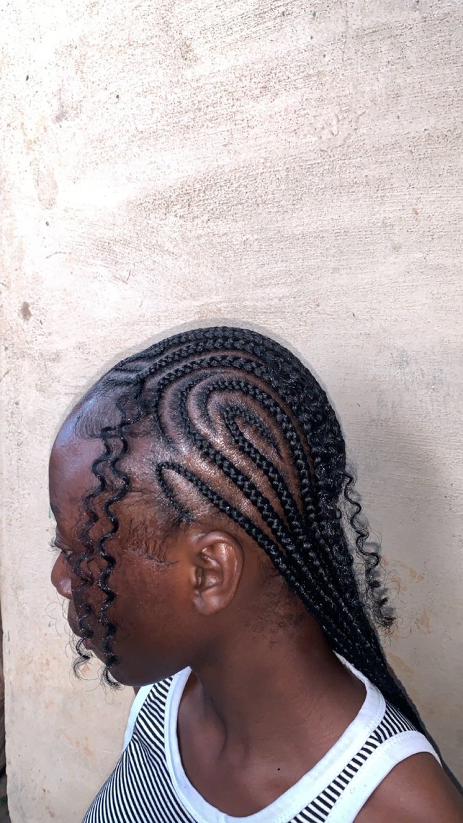 Faridat2609's tweet photo. All back 😁 🤭
One agege braids attachment (2500) will get you this 😌
#dreadlocks #braids #hairstylist #ogba #lagos #oshogbo #uniosun https://t.co/kfRoHS8kPL