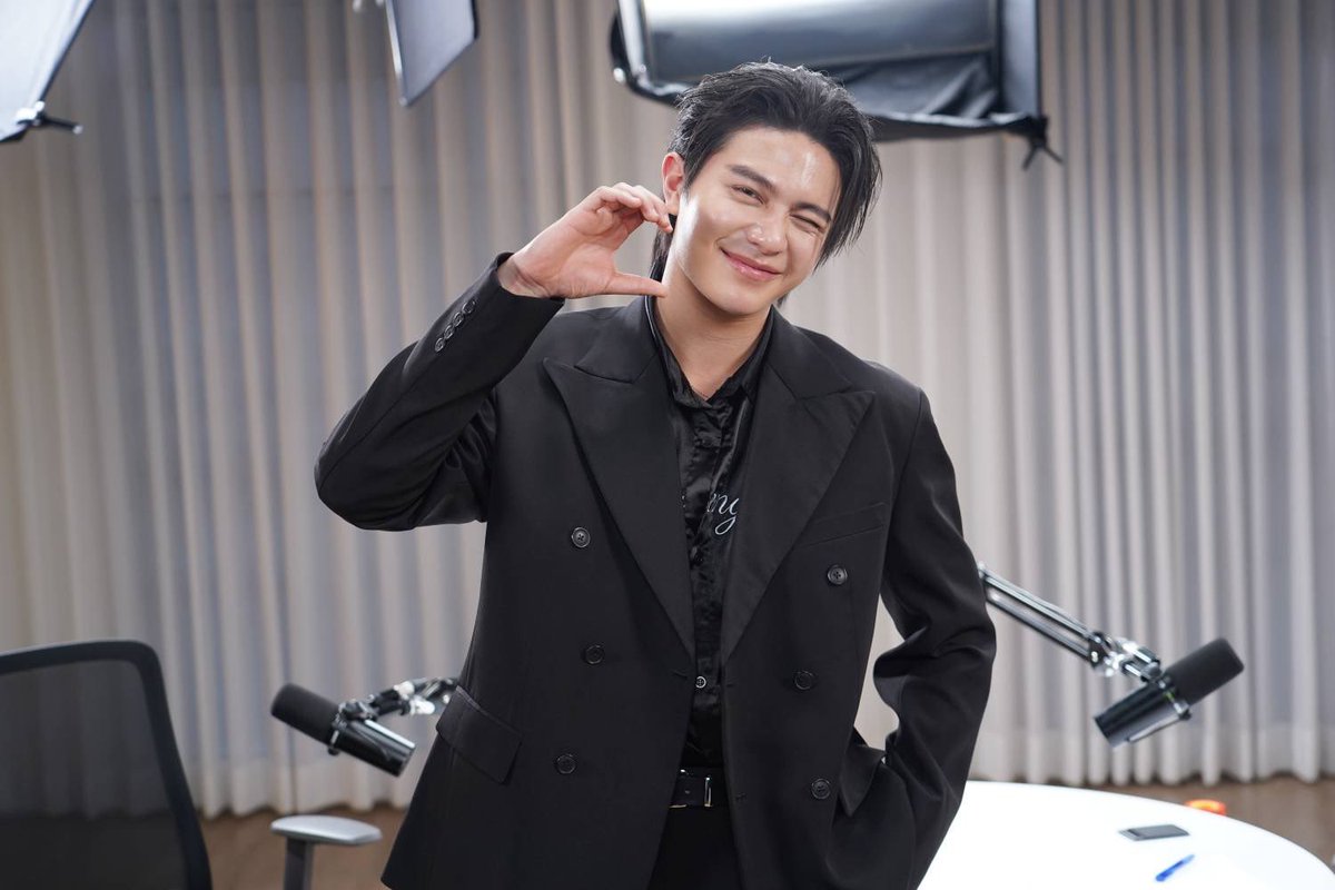 allarea_ent's tweet photo. “วิลเลี่ยม LYKN” เผยรักแรกสุดเจ็บ โดนบล็อก ความอกหักที่นำพาเข้าสู่เส้นทางศิลปิน

อ่านต่อ : https://t.co/qDVVS9AkhA

#Woodytalk
#Williamjkp #LYKN https://t.co/QGPjQKicZ8