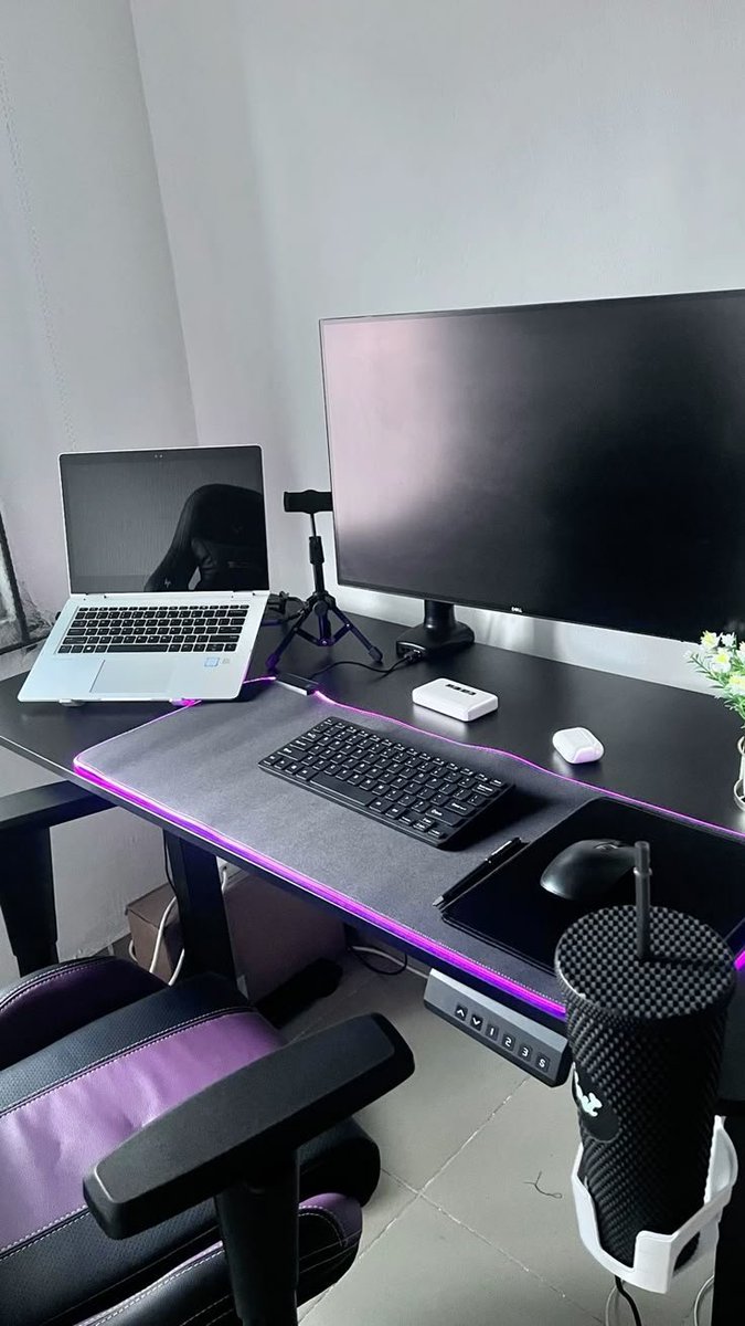 webdeveloper_NG's tweet photo. Good Morning Techies 🫶🏿 

Let's get 0.2% better at what we do 

Have a productive day 💜 https://t.co/QkwKUNeh9M