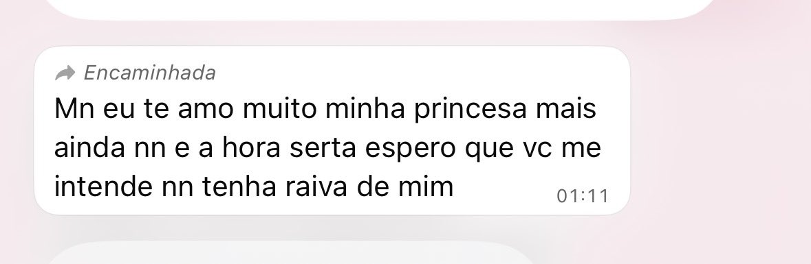 izzynhz's tweet photo. minha amiga sofrendo por um cara que nem escrever sabe https://t.co/MRnR7LjbdI