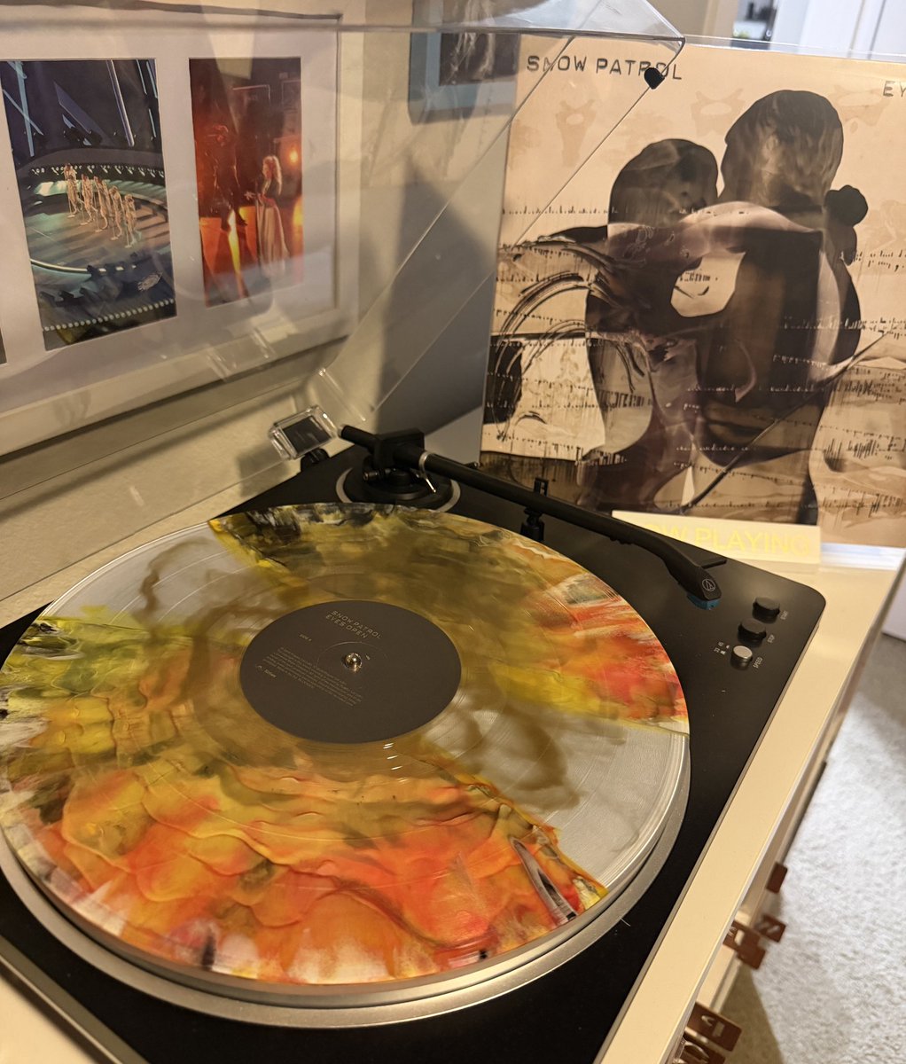 thedatingdamsel's tweet photo. @BloodRecs The 30th anniversary pressing of @snowpatrol “Eyes Open” is life-changing.  The gasp I gusped when I saw the orange 🤯 https://t.co/o9JlcB1wrl