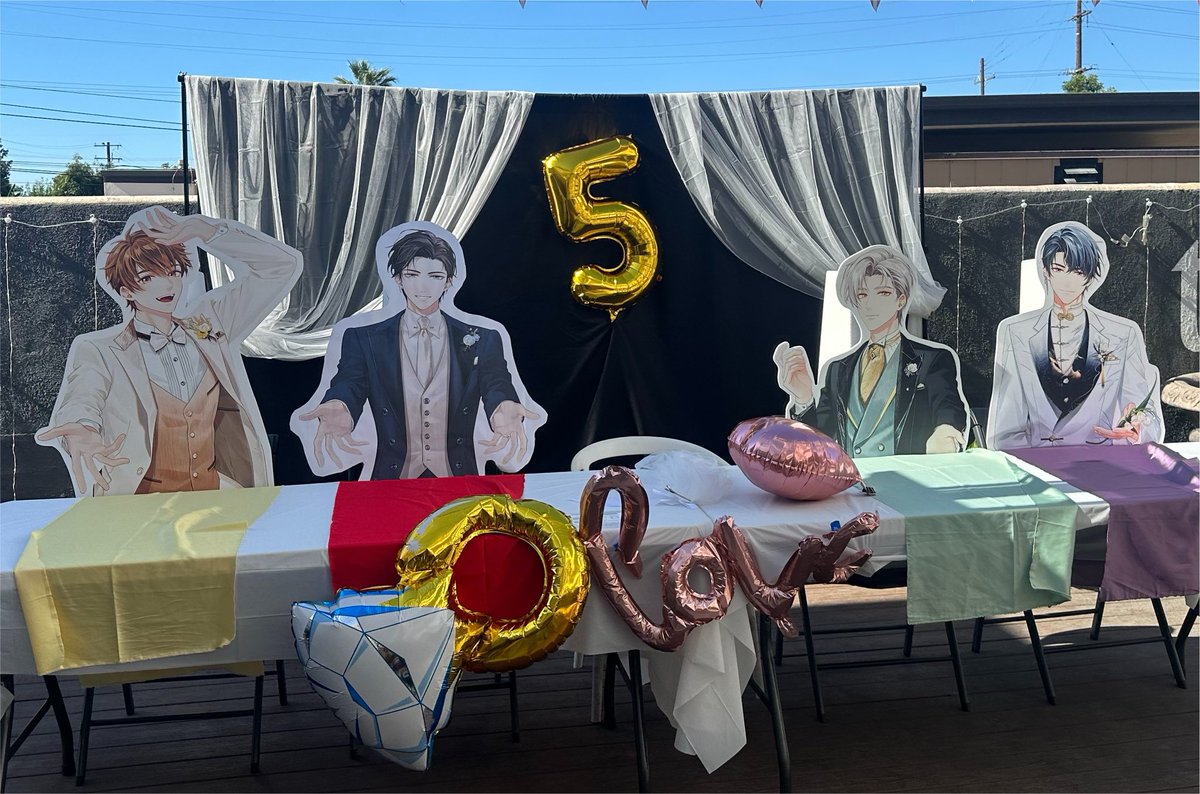 HoneshiZ's tweet photo. Was at a super cute Tears of Themis cupsleeve fan event at 08/01!
IG for Event: 
@tot.birthday.events
@hvycupsleeves

Hoping to attend more fan events like this in the future! Please attend if you’re a fan and wish to meet other fans in SoCal, USA!
#TearsofThemis https://t.co/1RVy9wc8JV