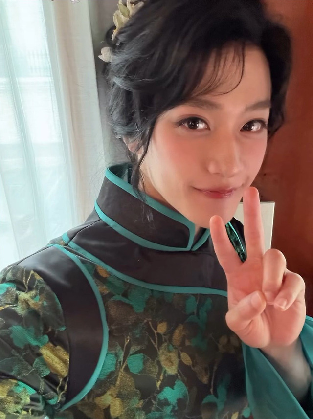 twinschapter1's tweet photo. 이미 얼굴로 송릴링서사납득완 https://t.co/YHHFmJqxq9