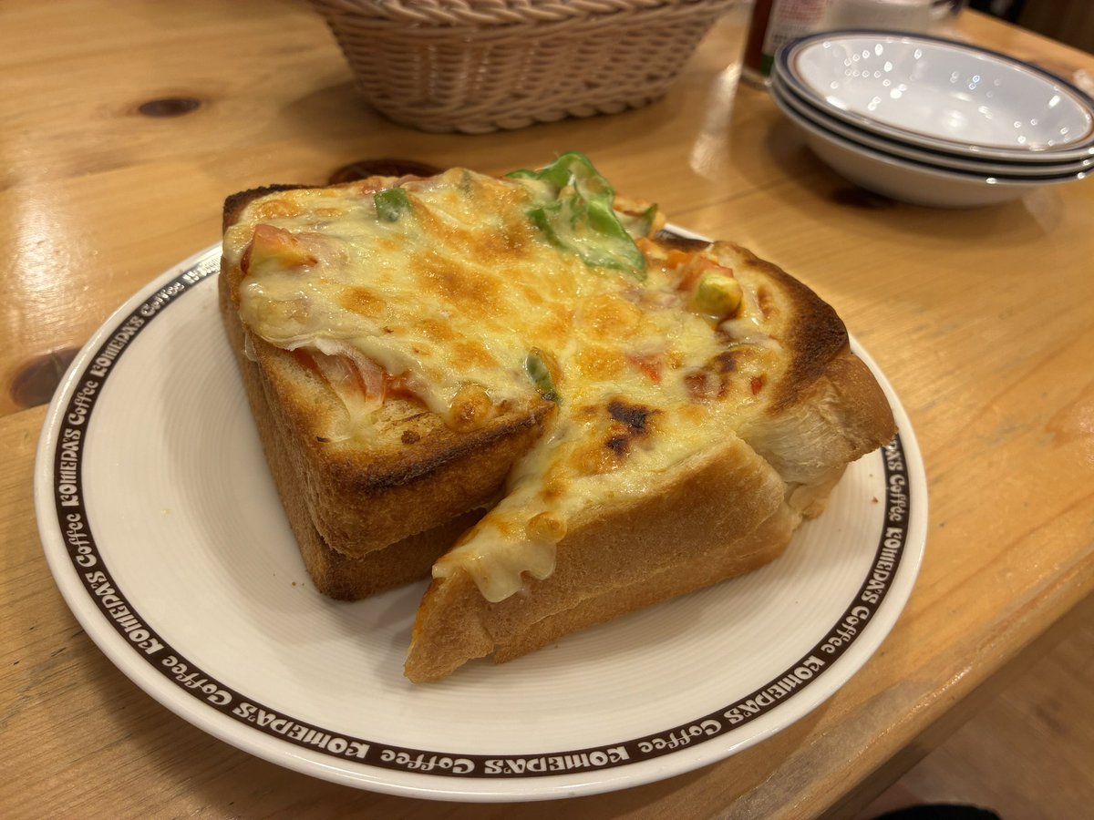 Yuuri_3127's tweet photo. コメダでお昼食べた https://t.co/qtGV9dA7pC