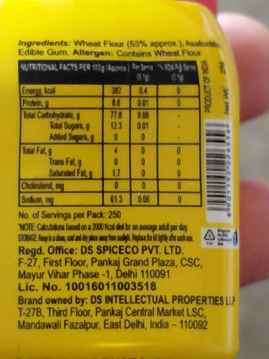 kmjhaj's tweet photo. @catch_foods Very disappointed with your Hing! No aroma, no taste; only advertisement! Purchashed this from 'SMART BAZAAR' seeing the Brand but it failed ! Ingredients mentioned doesn't specify the actual quantity of 'Asafoetida', why? @fssaiindia @MoHFW_INDIA @jagograhakjago https://t.co/DBjRZW85D6