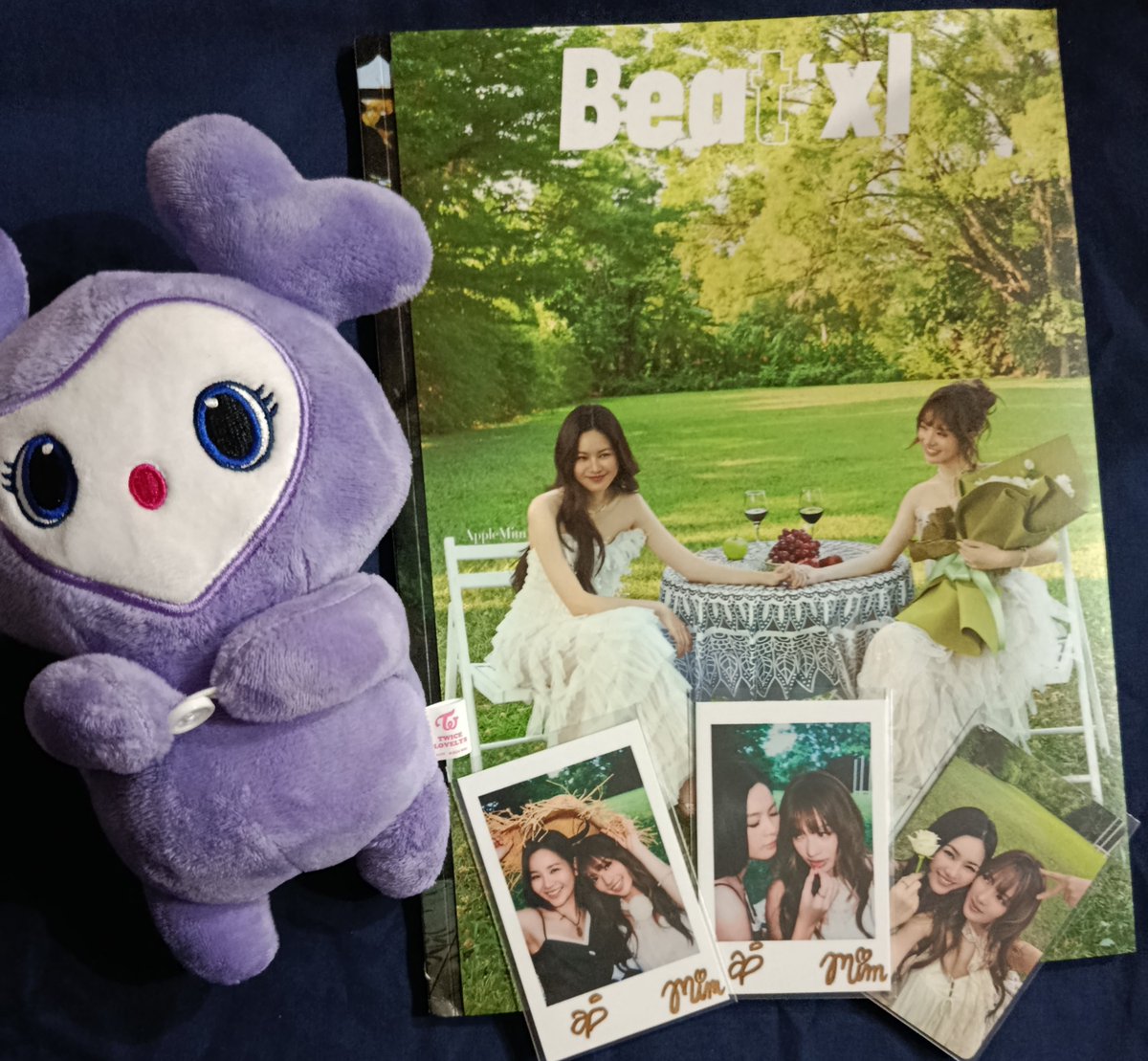 AnahiMartinez0's tweet photo. Por fin tengo en mis manos un pedacito de AppleMim en México🥺 Las amo 😭❤️ ojalá algún día conocerlas🙏🏻  @AppleLAPIS @mimudotp
#Applelapisara #Mimpanthita
#AppleMim #แอปเปิ้ลมิ้ม #Ammirey https://t.co/lgrpHNLsn3