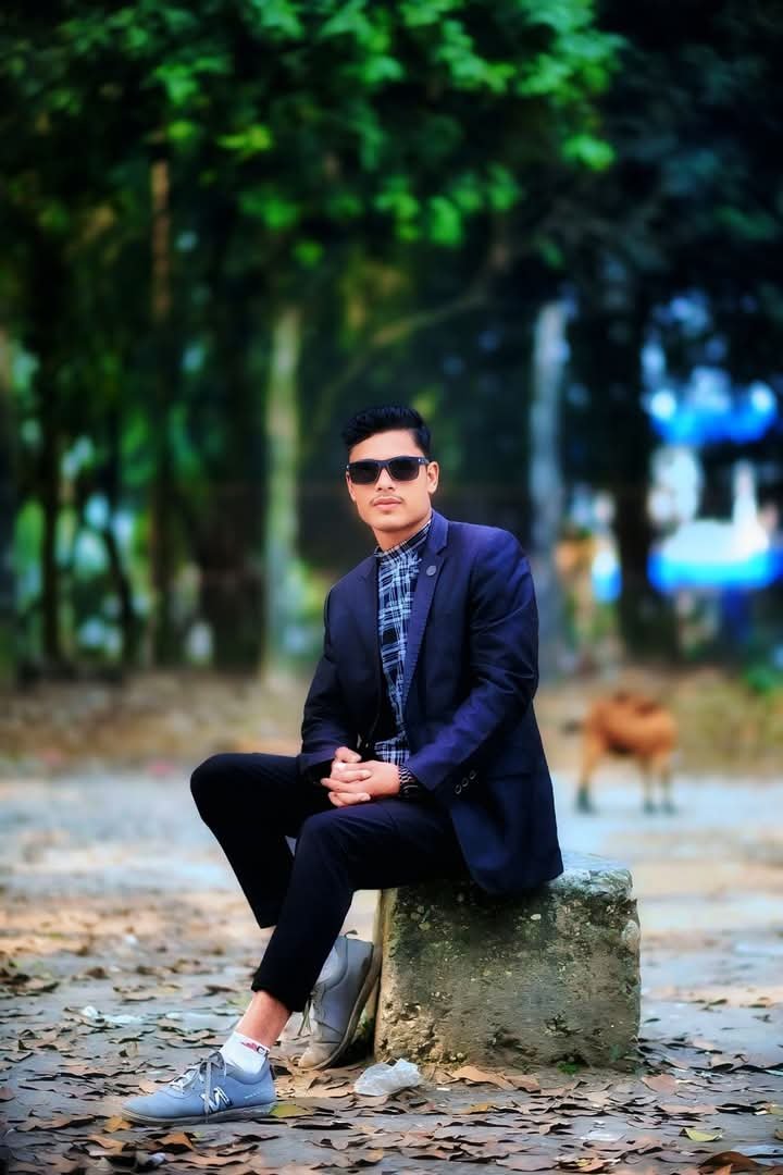 ShahebBDincom's tweet photo. MD SHAHEB SARKAR SAYED 🖤
চুপচাপ থাকি, কিন্তু স্বপ্ন বড়।
সময় এলে আমিই গল্প লিখবো। 🔥💯
কম মানুষ, বেশি সম্মান।
নিজের পথে চলাই আমার অভ্যাস। 🚶‍♂️ https://t.co/ArPhL7OnIx