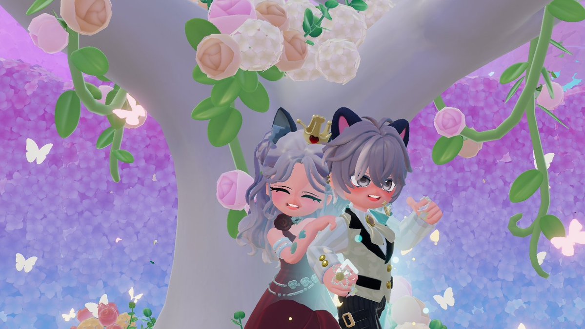 6uqjcf's tweet photo. とてもいい写真が撮れました😀

素敵なお家をつくったフレさんとパシャ📸 https://t.co/Au6CylA0kx