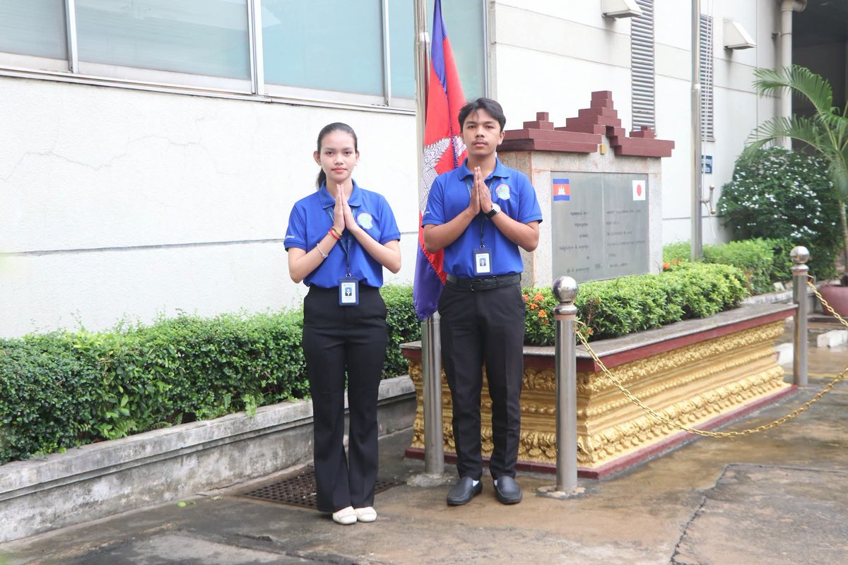 CambodiaTelecom's tweet photo. ថ្ងៃចន្ទ ៥រោច ខែទុតិយាសាឍ ឆ្នាំមមី អដ្ឋស័ក ព.ស២៥៧០ ត្រូវនឹងថ្ងៃទី៣ ខែសីហា ឆ្នាំ២០២៦ ថ្នាក់ដឹកនាំ និងនិ��ោជិតទ.ក. បានអញ្ជើញចូលរួមគោរពទង់ជាតិ https://t.co/wFzEtrY8DM