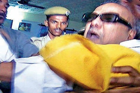DPT_007's tweet photo. வரலாறு திரும்புகிறதா.? https://t.co/DkH7qSzFkI