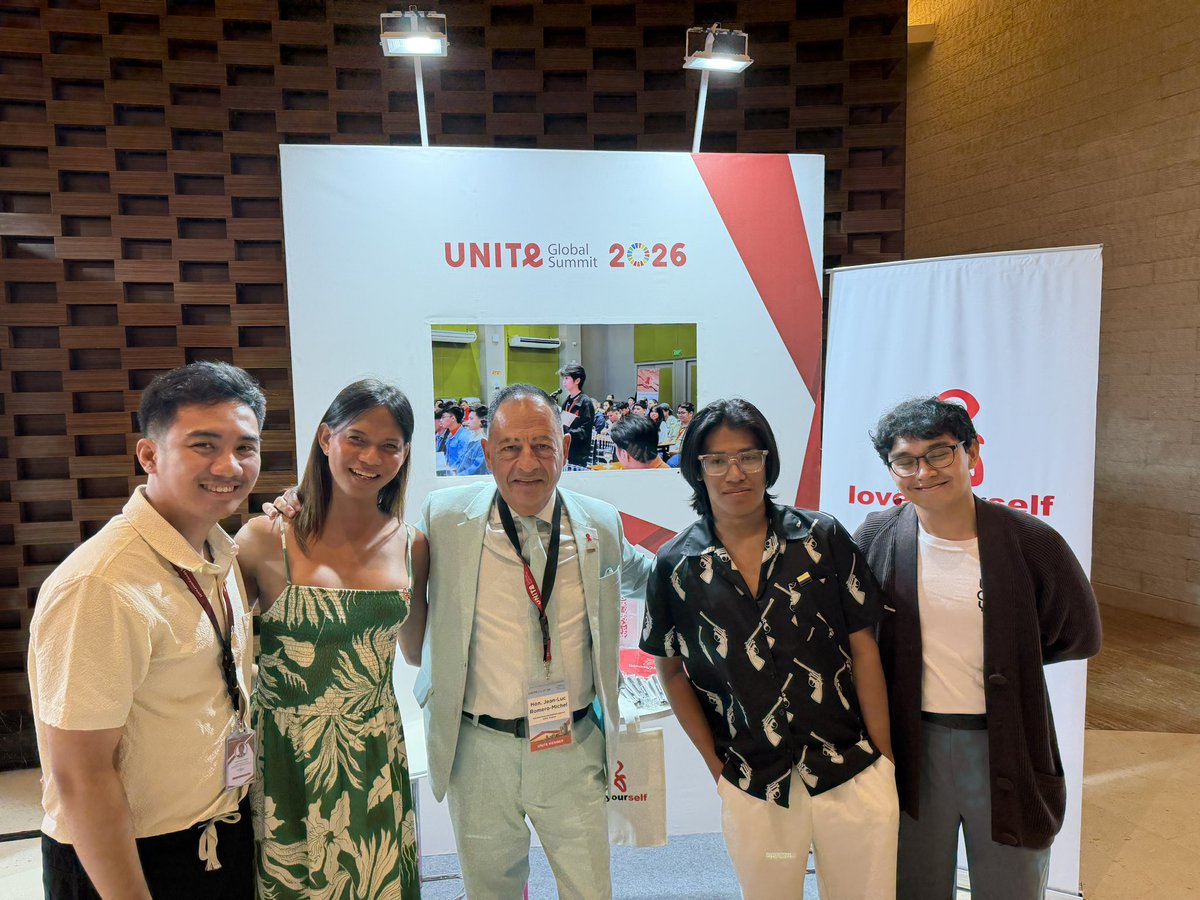 JeanLucRomero's tweet photo. ✅ Heureux d’avoir rencontré, à l’occasion du sommet de @UNITE_MPNetwork, les activistes de @LoveYourselfPh à Manille aux Philippines.
L'association LoveYourself Inc. est l'une des organisations communautaires de santé et de lutte contre le VIH/sida les plus importantes et reconnues aux Philippines.
Fondée en 2011 par Ronivin Garcia Pagtakhan et un groupe de bénévoles, elle joue un rôle prépondérant dans la prévention, le dépistage et l'accompagnement, notamment auprès de la jeunesse, de la communauté LGBTQ+ et des hommes ayant des rapports sexuels avec des hommes (HSH). Elle joue aussi un rôle important pour les personnes trans.
Bravo à cette belle association !
🔗 Retrouvez-les ici :
 X / Instagram : @loveyourselfph
 Facebook : @loveyourself.ph

✅ Delighted to have met the activists from LoveYourself in Manila, Philippines, at the @Unite summit.
LoveYourself Inc. is one of the largest and most recognized community-based health and HIV/AIDS organizations in the Philippines.
Founded in 2011 by Ronivin Garcia Pagtakhan and a group of volunteers, it plays a leading role in prevention, testing, and support, particularly for youth, the LGBTQ+ community, and men who have sex with men (MSM). It also plays an important role for transgender people. 
Kudos to this wonderful organization!
🔗 Find them here:
X / Instagram: @loveyourselfph
Facebook: @loveyourself.ph