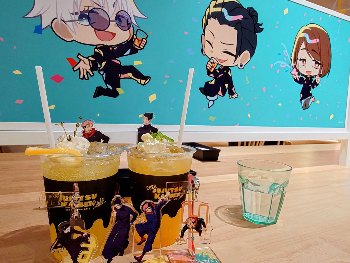 3745rider's tweet photo. 推しご飯がまさかの甘い物縛りで、ドリンク込で凍えた…
ﾈﾝｽﾞのバッグ入荷したらまた行きたい
ﾌｧﾝﾊﾟﾚも行けて良かった🫶🏻️ https://t.co/D9dT5cT5jY