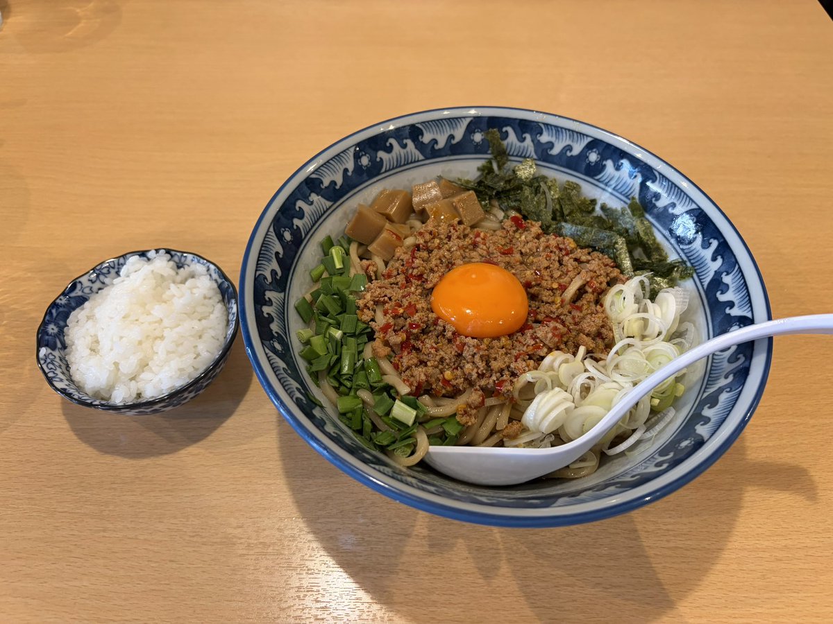 sanai3131's tweet photo. お昼にまぜそば食べました✨
ツケメンロッキー美味しかったからまた行きたい♪
#まぜそば #ツケメンロッキー #天満橋 https://t.co/gHeQeAUoKx