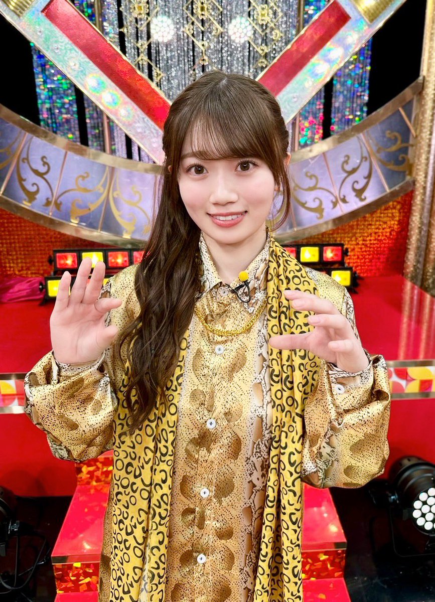 shinobumouri's tweet photo. #乃木坂スター誕生 ！SIX
最新話がHuluで配信中

祝10周年！#ピコ太郎 ご本人と #愛宕心響 鈴木佑捺が「PPAP」乃木坂オリジナルver.披露

#乃木坂46 

https://t.co/xIAp40h28v https://t.co/o00ONC4Lp7