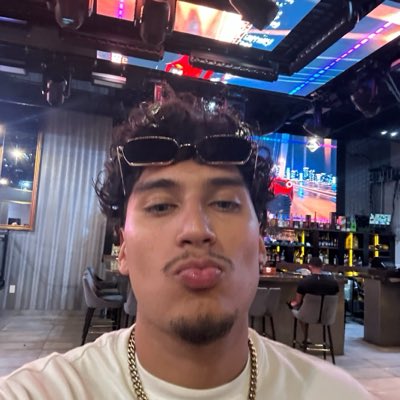 slidedifferent's tweet photo. #NewProfilePic https://t.co/1KqmybAZXp