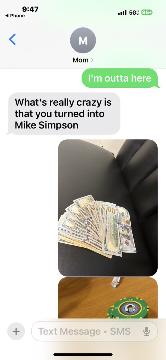 ChrissFRFR's tweet photo. @aotmike94 lmfaoooooo shady 80 moms got me fucked up FRFR https://t.co/Eh6OD7sEQ3