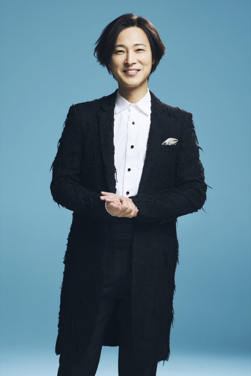 CoCoRo_Japan_PR's tweet photo. ＼ 岡山で #山内惠介 さんのクリスマスショー開催 ／

ホテルグランヴィア岡山が2026年12月8日、ランチ・ディナーの2部制で開催🎉

今年で9回目。山内さんの艶のある歌声とエネルギッシュなパフォーマンスに、ホテル自慢の料理を組み合わせた内容です🍽️

参加者限定の特別宿泊プランに加え、各公演3室限定の前方席確約付きプランも用意👏

↓詳しくはこちら