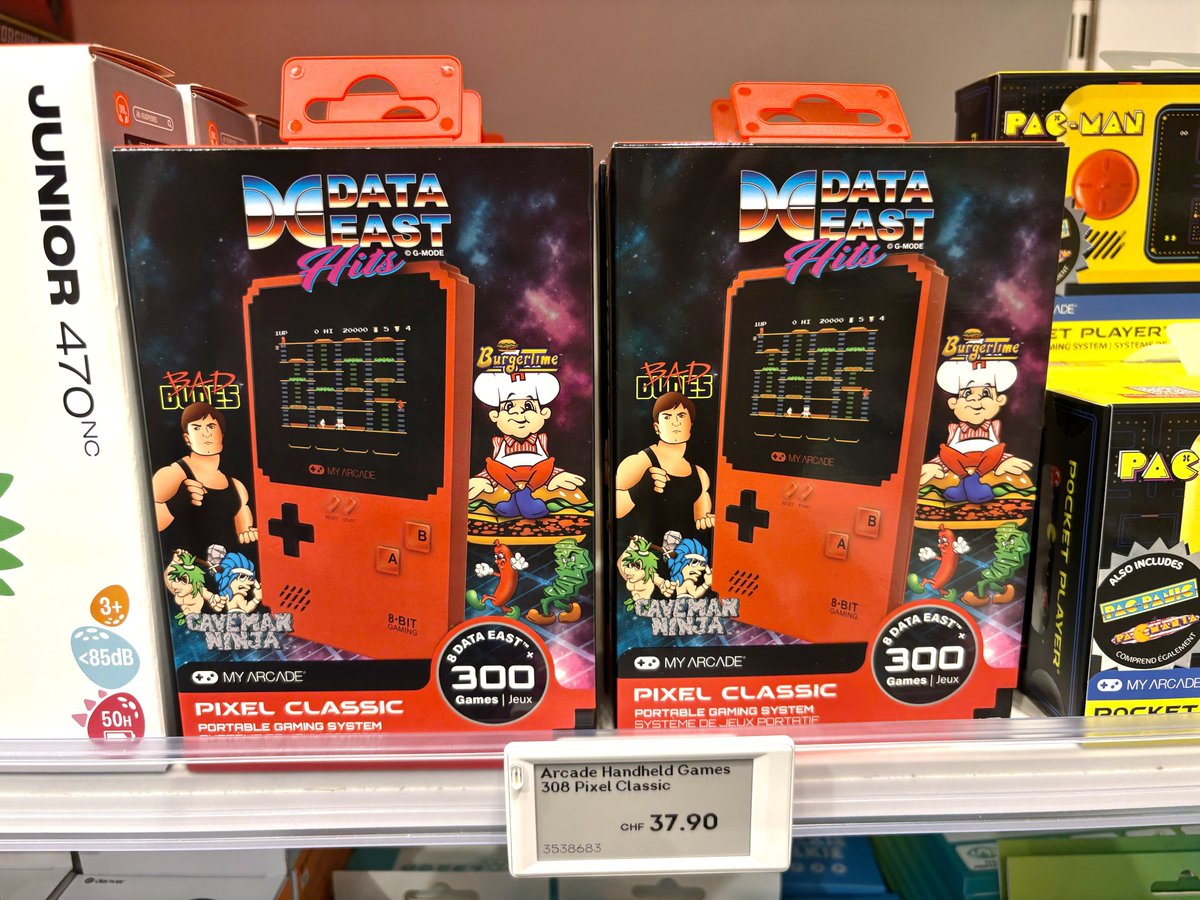 【レトロゲーム】　ちゃまもり　レッド パリへの途上、トランジットで立ち寄ったスイス・チューリッヒ空港の