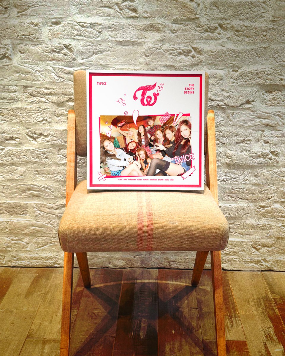 JYPETWICE_JAPAN's tweet photo. 💿TWICE BEST ALBUM『TWICE BEST ALBUM「#BEST 2015-2025」』

🎤TWICE LIVE DVD & Blu-ray 『TWICE <THIS IS FOR> WORLD TOUR IN JAPAN』

2026.08.26 2作品同時Release!

TWICE BEST ALBUM『TWICE BEST ALBUM「#BEST 2015-2025」』
韓国作品ジャケット柄LPサイズ（315mm×315mm）折り畳みポスター（1枚封入 / 全18種ランダム）
- 1st Mini Album『THE STORY BEGINS』 -
- 2nd Mini Album『PAGE TWO』 -
- 3rd Mini Album『TWICEcoaster : LANE 1』 -

https://t.co/Ti9xVqYMbo

#TWICE #BEST_TWICE
#TWICE_THISISFOR_WORLD_TOUR