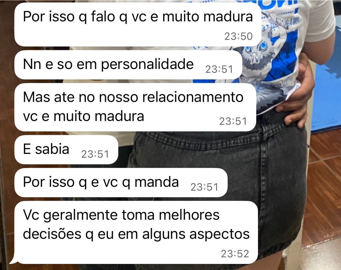 myluazin's tweet photo. isso dps de dizer q gosta de ser pau mandado meu, tem coisa melhor? 🤌🏻😻 https://t.co/70KJIF2TEq