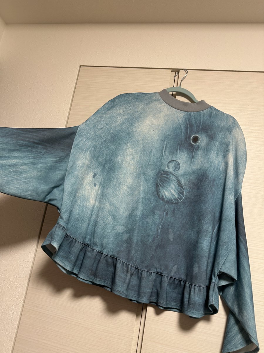 MLavca's tweet photo. この洋服着るタイミングいまだに見つけられてない https://t.co/1ZWQAPgr6V