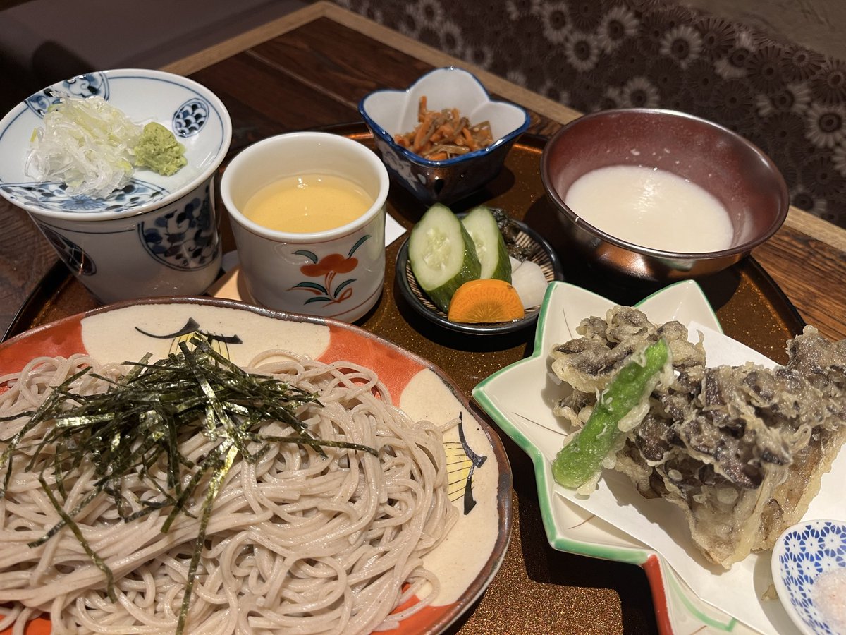 arasawaya's tweet photo. あかべこランチ　水曜定休です #okutama #奥多摩 #荒澤屋 #炉ばたあかべこ https://t.co/iuxNjSuJHy