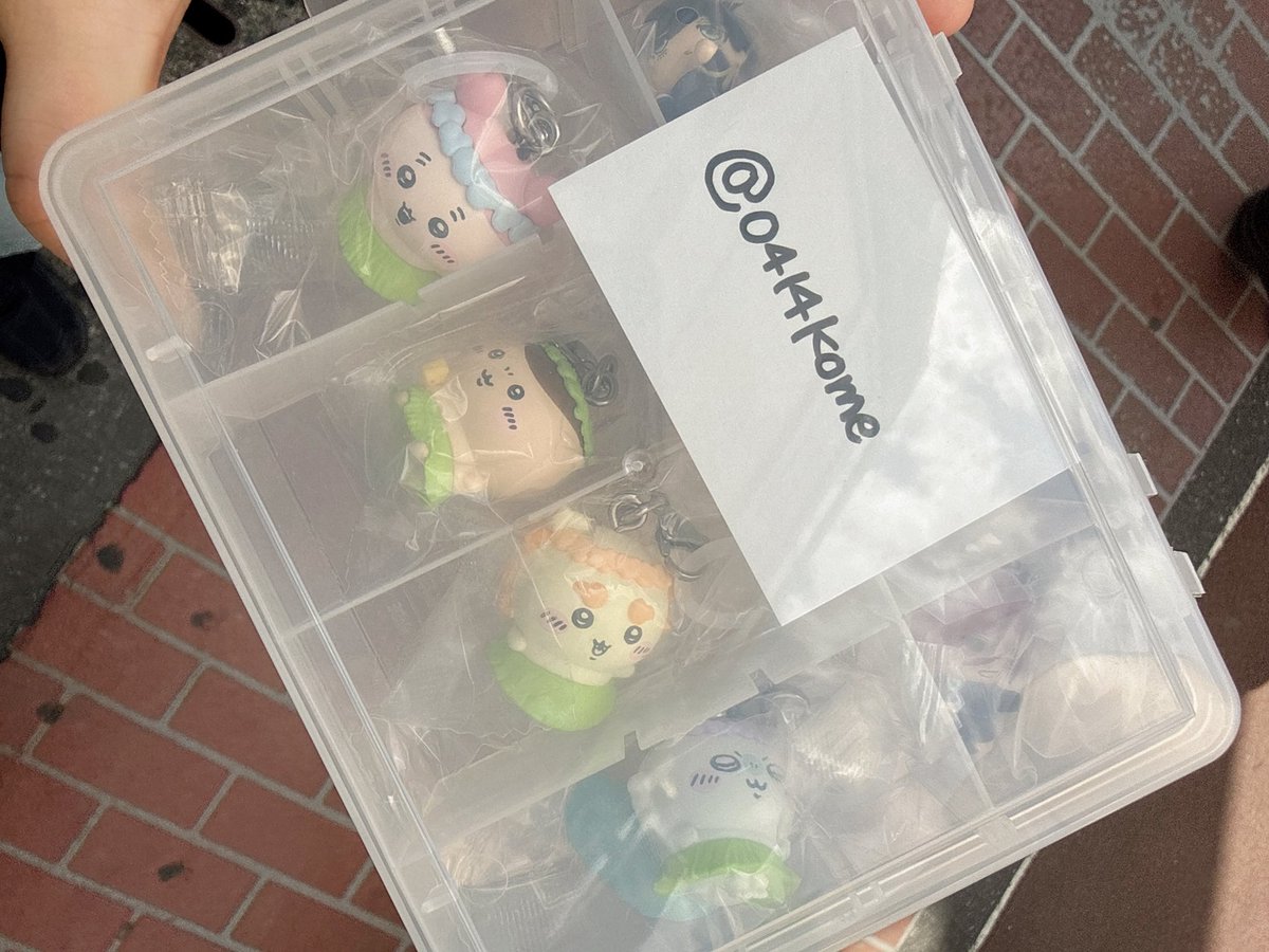 0414kome's tweet photo. 映画 ちいかわ 人魚の島のひみつ
入場者特典 チャームミニフィギュア
めじるしアクセサリー

【譲】モモンガ　古本屋　シーサー
　　くりまんじゅう

【求】ハチワレ

本日池袋手渡し
後日都内手渡し＞＞郵送

よろしくお願いします https://t.co/9JCR0tbIf0