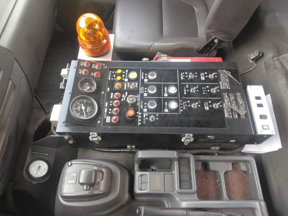 TACTECH_Kagawa's tweet photo. 建設機械・特殊車両・中古車両など、
タクテックでは幅広く取り扱っています💪

ぜひこの機会にご検��ください！

#タクテック #中古車 #中古車両 #路面清掃車 #清掃車 https://t.co/yWjxmcpc4Q