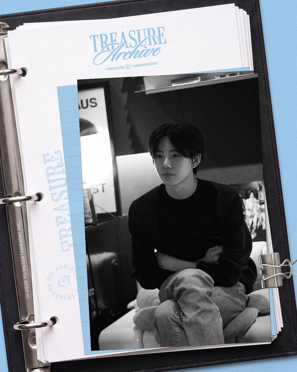 PLAZANAKA's tweet photo. TREASURE 6th ANNIVERSARY PREVIEW PHOTO #1 📸

DEAR TREASURE MAKER 🎙️🎧

จุนกยูหล่อมากกกก ลุคนี้โคตรดี ㅠㅠㅠㅠㅠㅠㅠㅠ

#JUNKYU #준규 #TREASURE https://t.co/IKTSW4ivat