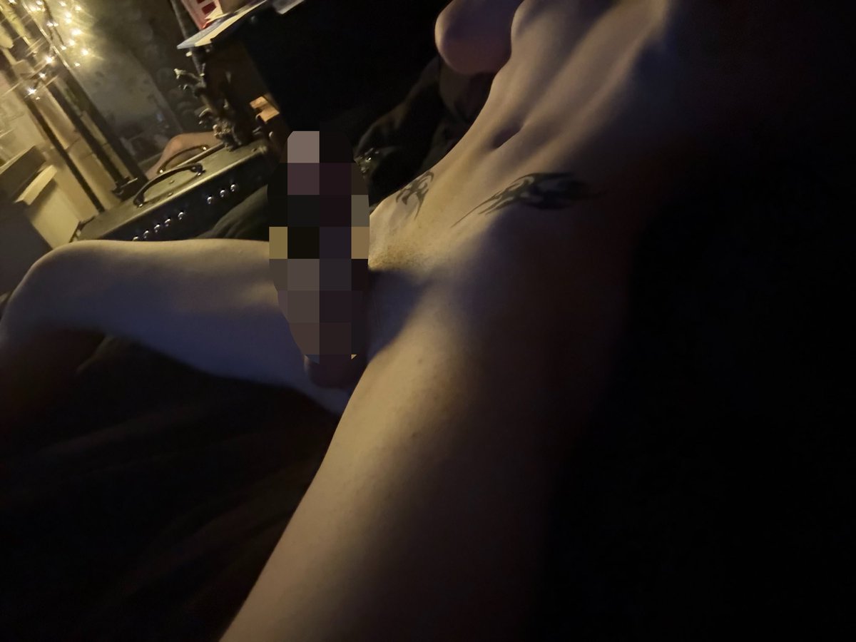 Qlfeca's tweet photo. So needy 😓 #gay #femboy #twink https://t.co/3p48NVZBHa