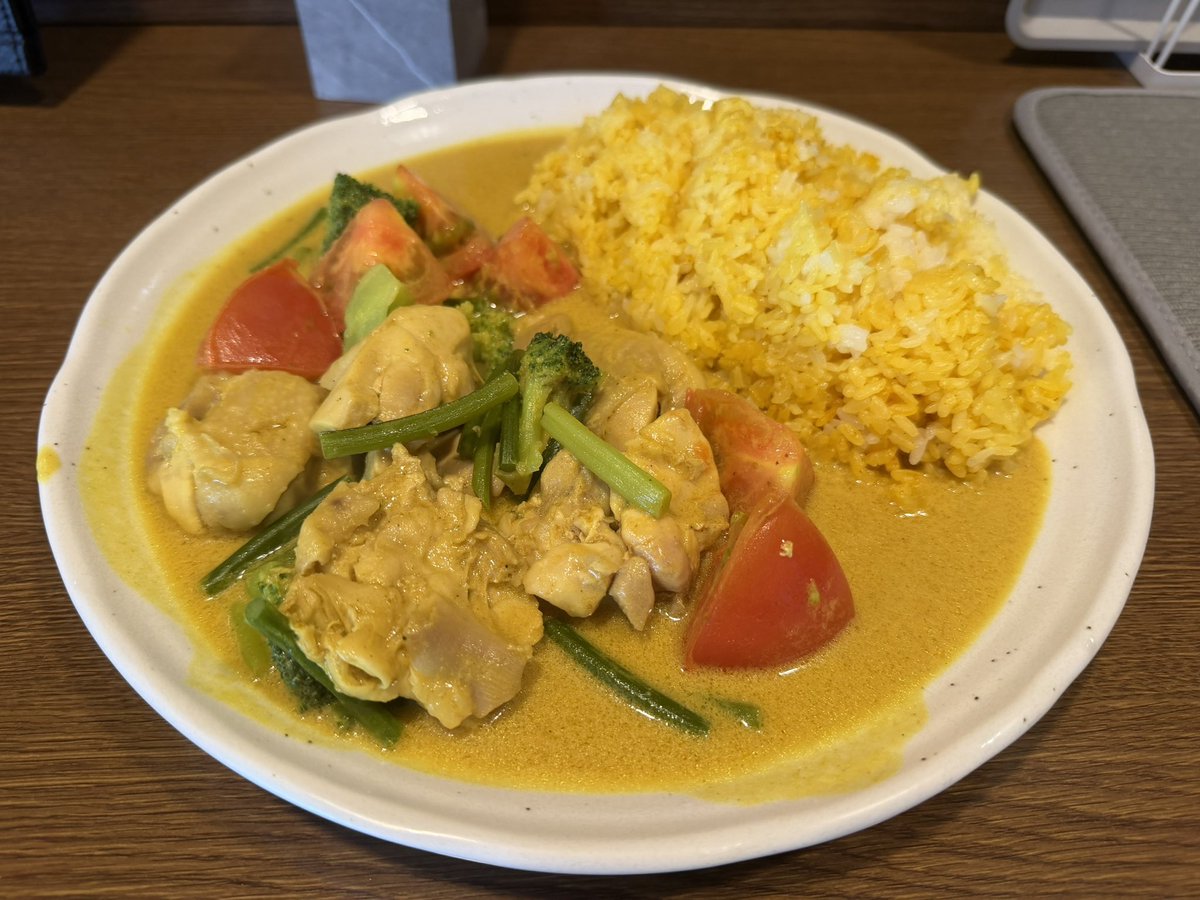 j06hm's tweet photo. 今日の昼飯 https://t.co/alnQqBniq8